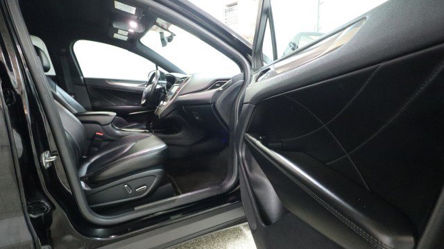 Used 2016 Lincoln MKC Premiere FWD image 10