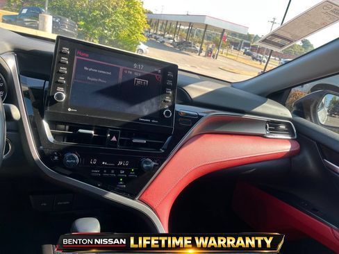 Used 2023 Toyota Camry XSE FWD image 18