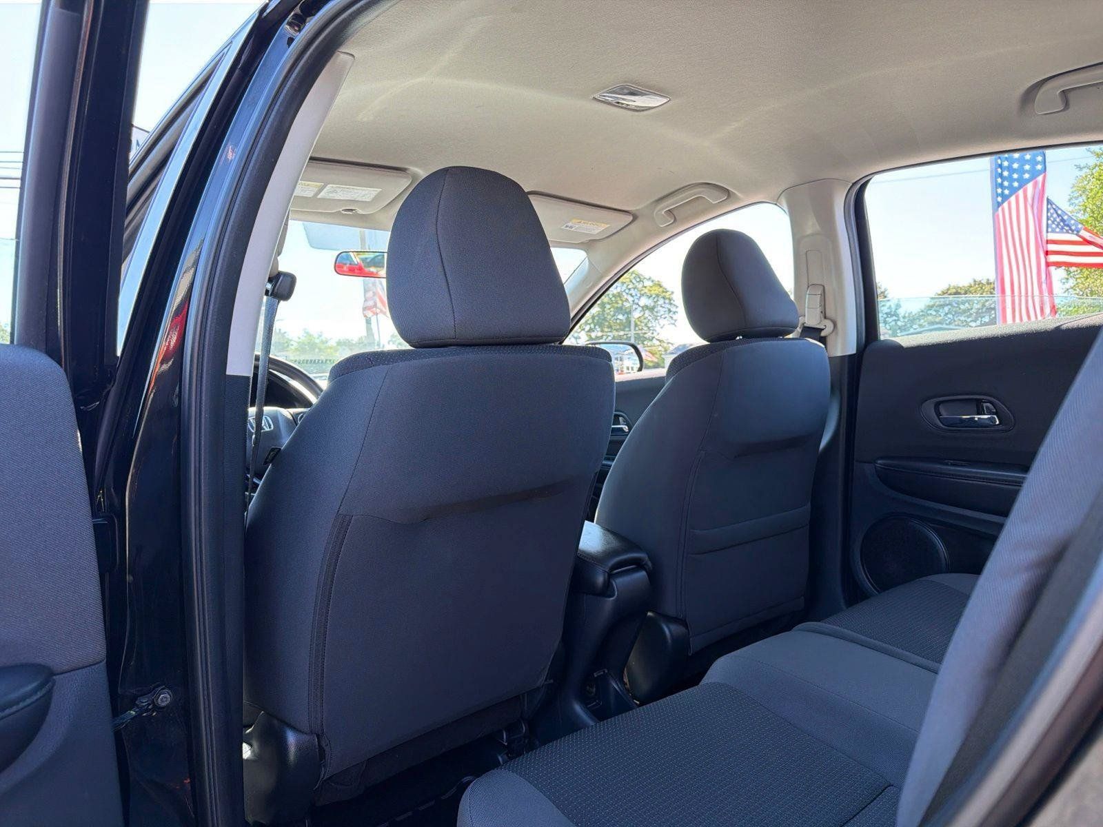 Used 2021 Honda HR-V LX image 22