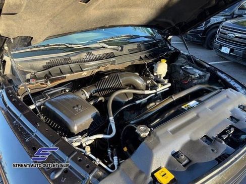 Used 2016 RAM 1500 Express w/ Black Ram 1500 Express Group image 34