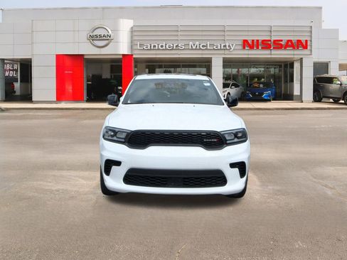 Used 2024 Dodge Durango GT image 2