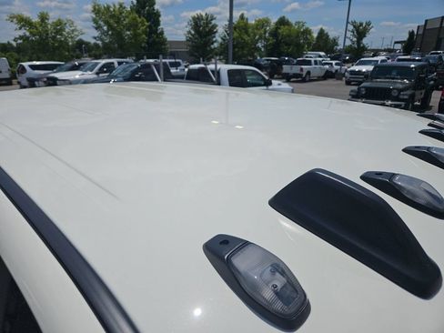 Used 2024 RAM 2500 Limited w/ Towing Technology Group AWD/4WD image 9