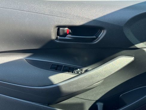 Used 2024 Toyota Corolla LE FWD image 36