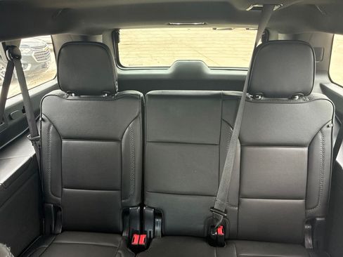 Used 2022 GMC Yukon XL Denali AWD/4WD image 19