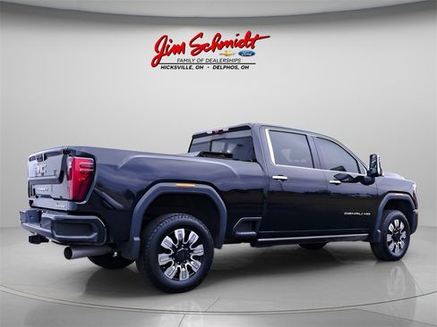 Used 2025 GMC Sierra 2500 Denali w/ Denali Reserve Package image 6