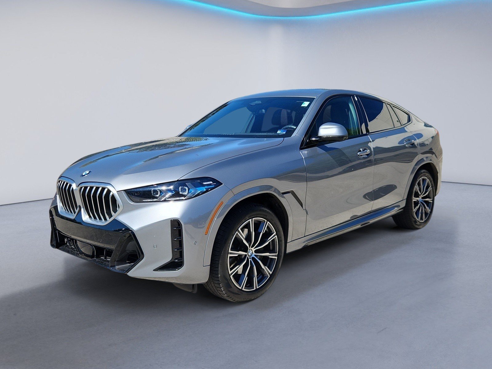 Used 2026 BMW X6 xDrive40i w/ Climate Comfort Package AWD/4WD image 7