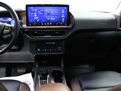 Used 2025 Ford Bronco Sport Outer Banks w/ Outer Banks Tech Package+ image 18