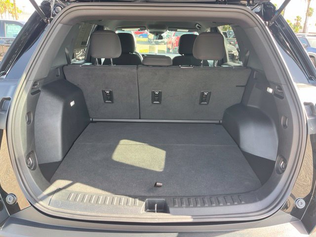 Used 2026 Chevrolet Equinox LT FWD image 29