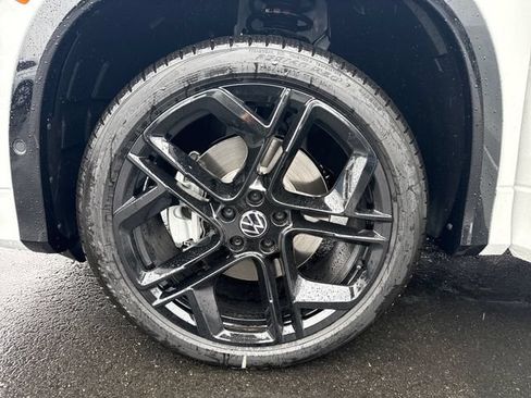 New 2026 Volkswagen Tiguan SE R-Line AWD/4WD image 24