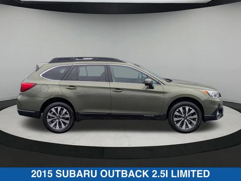 Used 2015 Subaru Outback 2.5i Limited AWD/4WD image 2