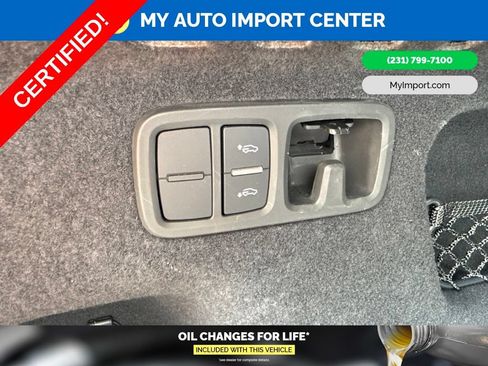 Certified 2023 Audi Q8 Prestige AWD/4WD image 30