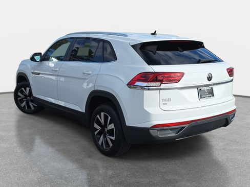 Used 2023 Volkswagen Atlas Cross Sport SE image 7