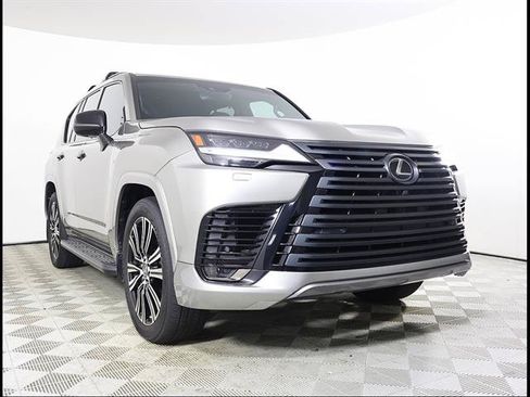 Used 2023 Lexus LX 600 4WD w/ Appearance Package image 1