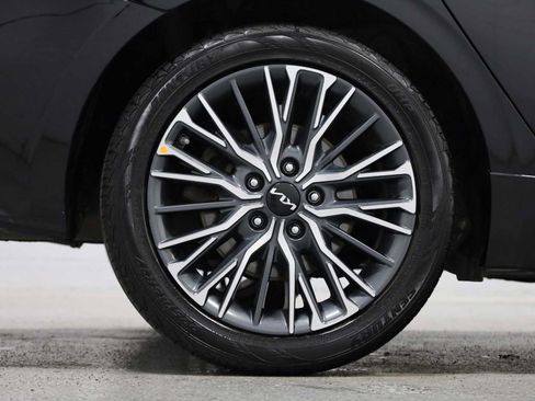 Used 2024 Kia Forte GT-Line w/ GT-Line Premium Package FWD image 36