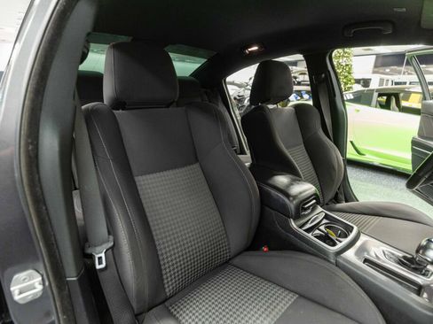 Used 2019 Dodge Charger R/T image 14