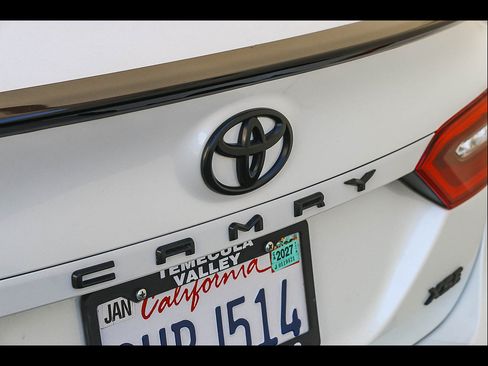 Used 2021 Toyota Camry XSE w/ Carpet Mat Package (TMS) FWD image 12