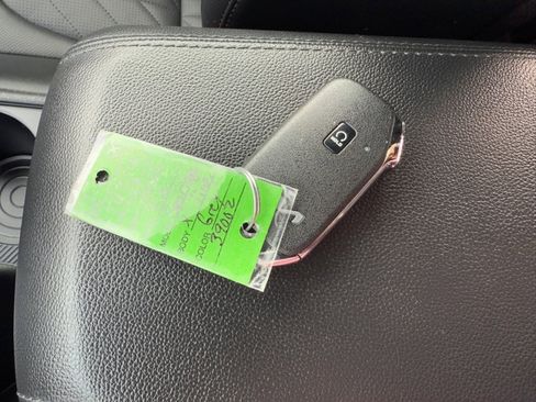 Used 2025 Kia Sportage X-Line w/ Premium Package image 42