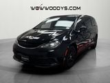Certified 2017 Chrysler Pacifica Touring image 2