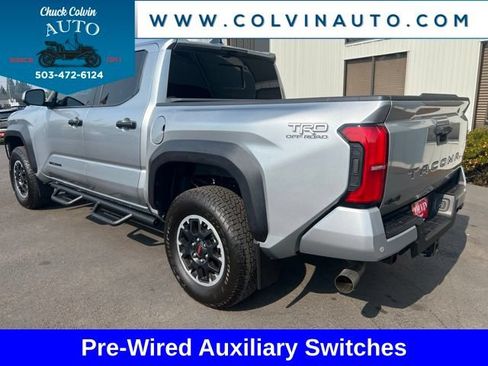 Used 2024 Toyota Tacoma TRD Off-Road w/ TRD Off Road Premium Package AWD/4WD image 9