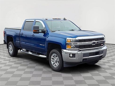 Used 2017 Chevrolet Silverado 2500 LT w/ All Star Edition image 7