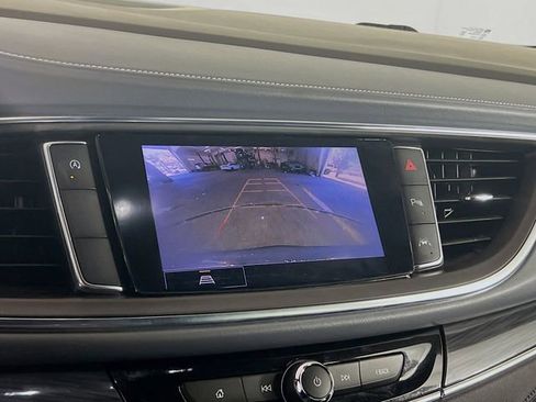 Used 2023 Buick Enclave Essence FWD image 14