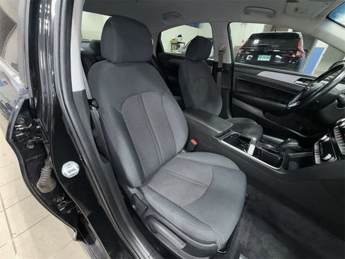 Used 2019 Hyundai Sonata SEL image 16