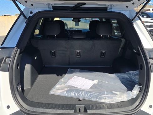 New 2026 Chevrolet Equinox LT image 19