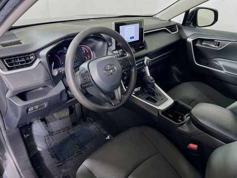 Certified 2023 Toyota RAV4 XLE FWD image 10
