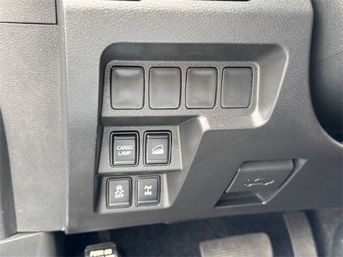 Used 2024 Nissan Frontier PRO-4X w/ Off-Road Protection Package image 18