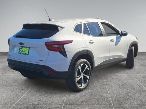 Certified 2024 Chevrolet Trax RS w/ Driver Confidence Package FWD image 13