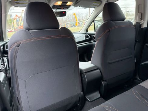 Used 2019 Subaru Crosstrek 2.0i Premium image 19