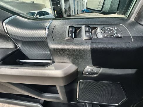 Certified 2020 Ford F150 Lariat w/ Equipment Group 502A Luxury image 15