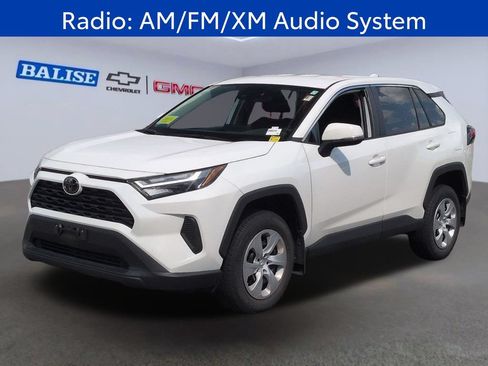 Used 2024 Toyota RAV4 LE AWD/4WD image 8