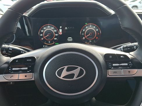 Used 2024 Hyundai Elantra Limited FWD image 20