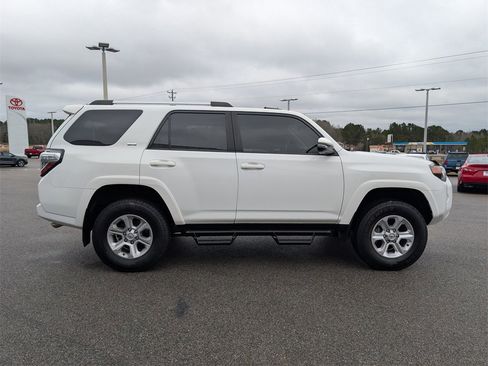 Used 2021 Toyota 4Runner SR5 Premium w/ Moonroof Package image 6