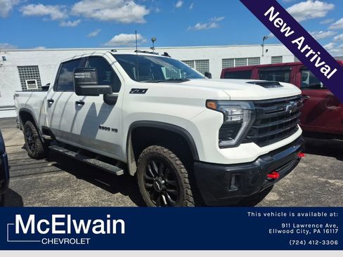 Used 2026 Chevrolet Silverado 2500 LT w/ Trail Boss Package AWD/4WD image 1