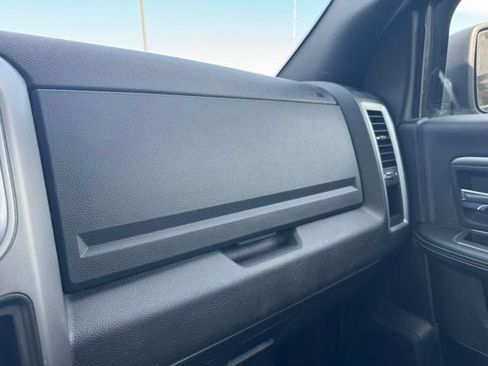 Used 2022 RAM 1500 Classic Warlock w/ Ceramic Gray Warlock Package AWD/4WD image 31
