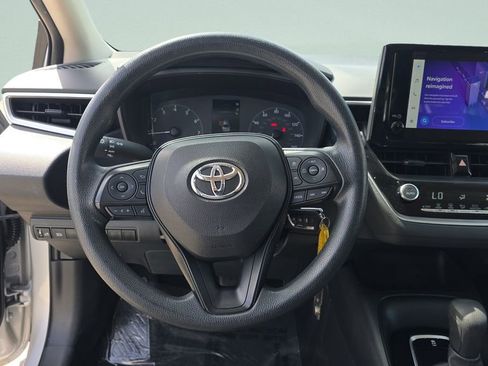 Used 2024 Toyota Corolla LE FWD image 12