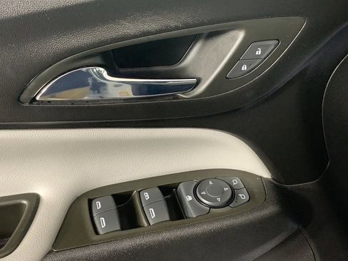 Used 2023 Chevrolet Equinox LS w/ LS Convenience Package image 15