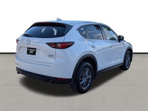 Used 2017 MAZDA CX-5 Touring w/ Preferred Equipment Package image 5