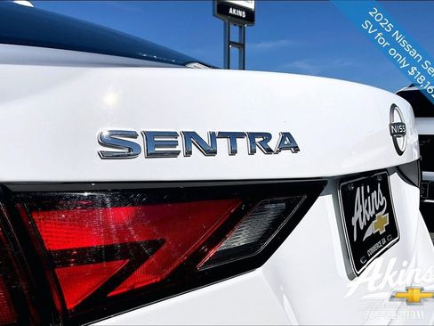 Used 2025 Nissan Sentra SV image 18