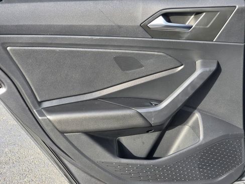 Used 2019 Volkswagen Jetta R-Line FWD image 18
