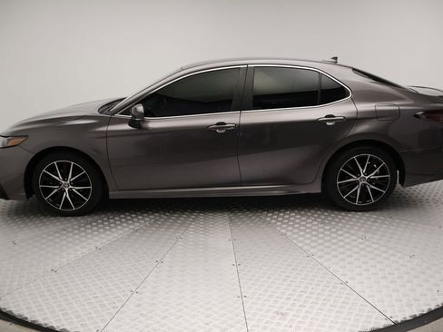 Certified 2023 Toyota Camry SE FWD image 12