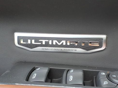Used 2024 GMC Sierra 1500 Denali Ultimate AWD/4WD image 26