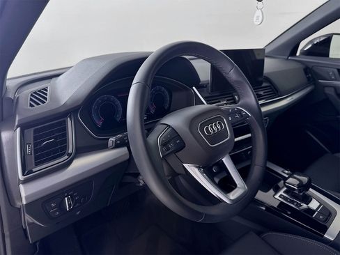 Used 2024 Audi Q5 2.0T Premium image 10