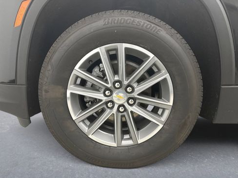 Used 2022 Chevrolet Traverse LT AWD/4WD image 26