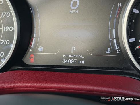 Used 2021 Maserati Ghibli Trofeo image 22