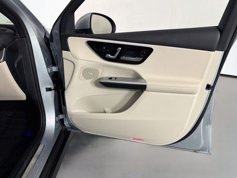 Certified 2025 Mercedes-Benz GLC 350e 4MATIC image 24