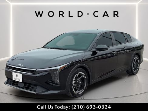 Certified 2025 Kia K4 EX FWD image 7