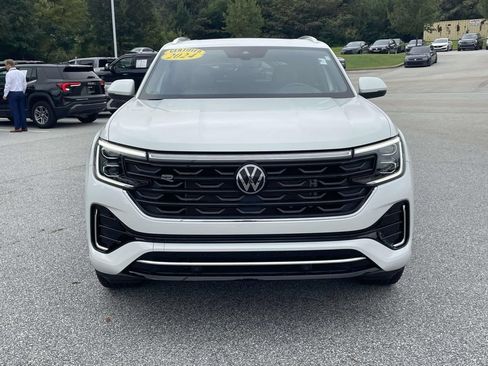 Certified 2024 Volkswagen Atlas Cross Sport SEL R-Line AWD/4WD image 2